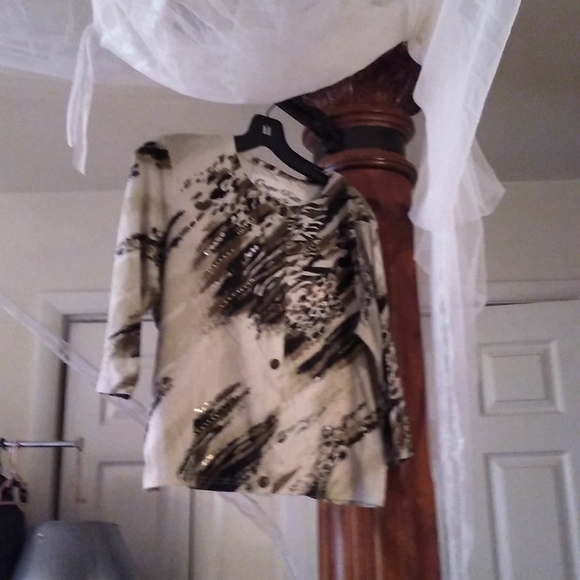 Blouse - Picture 1 of 4